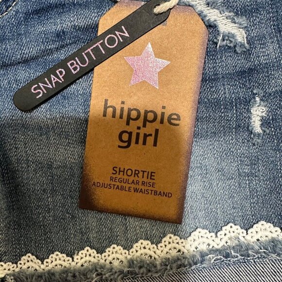 Hippie Girl NWT Girl’s Size 5 Shortie Reg-Rise Stretch Lace Trim Jean Shorts NEW - Picture 3 of 5